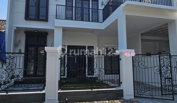 Rumah Sudah Renovasi Classic Design, Bsd