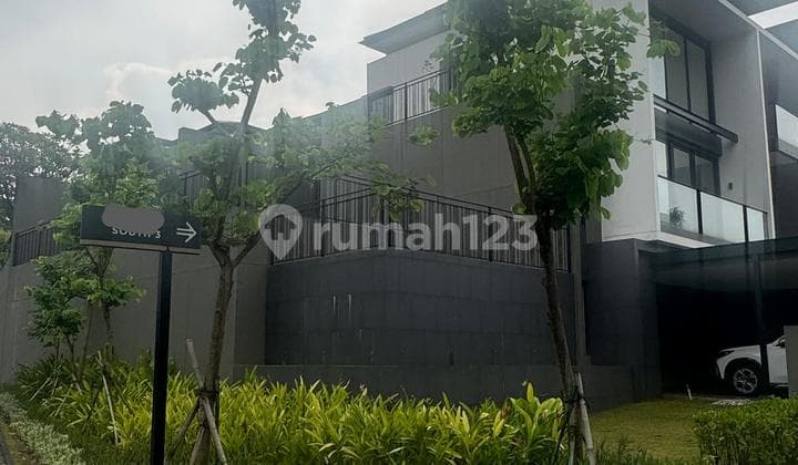 Rumah Cantik di Navapark Cluster Laurel, BSD, siap Huni, Hook, rapi