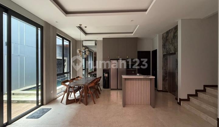 Dijual Rumah Navapark Dibawah 10 M, Ada Rooftop