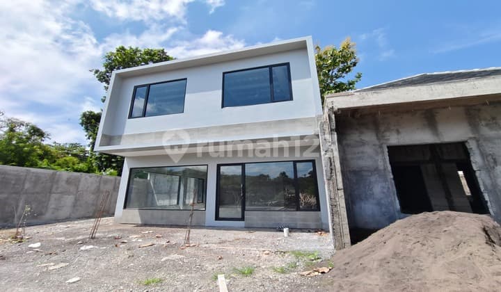 Rumah Minimalis Dekat Dengan Jalan Raya Mumbul Jimbaran