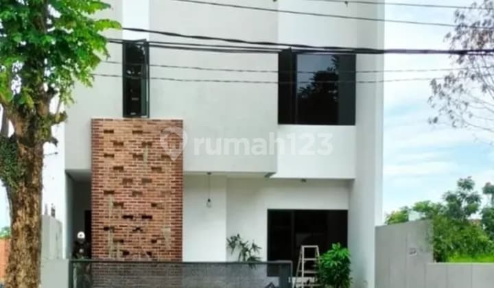 Rumah Baru Di Pondok Hijau