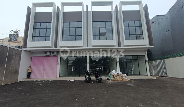 S886.RUKO 2,5LT+ROOFTOP SIAP PAKAI STRATEGIS PINGGIR JLN CAMAN