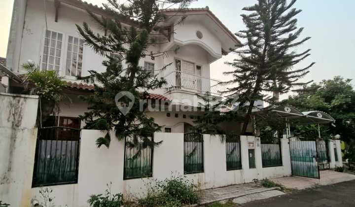 Rumah 5 Kamar Tidur di Nusa Loka Bsd Dekat Sekolah Ursula
