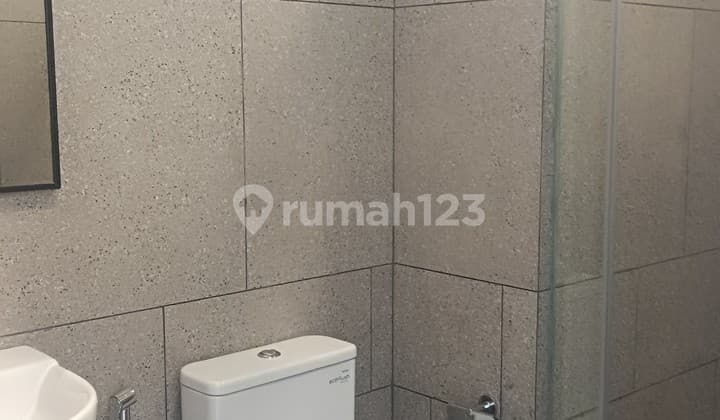 Apartemen Studio Antasari Place Baru Unfurnished Disewakan
