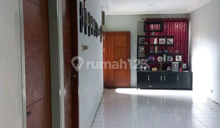 Rumah 1 Lantai .pinggir Jalan .bisa Untuk Buka Usaha Atau Tempat Tinggal Diperumnas Harkit.tangerang