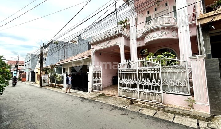 Dijual Rumah Terawat Bagus Jl Rawa Tengah, di Galur Johar Baru, Jakarta Pusat