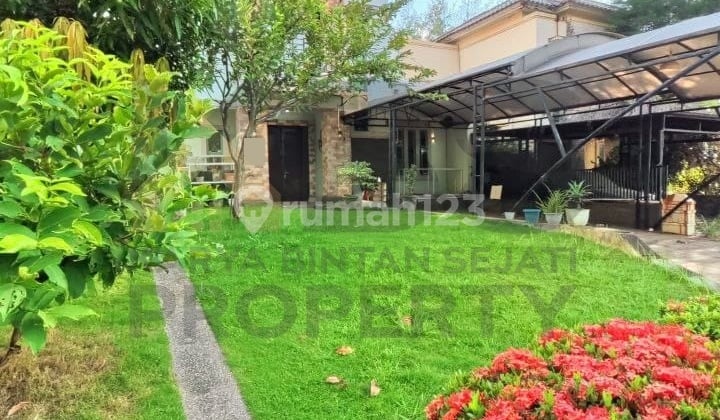 RUMAH MEWAH 2 LANTAI – BEVERLY AVENUE, BATAM CENTER