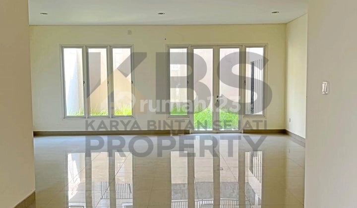 Luxurious & Elegant Home at Orchard Park Persea - Batam