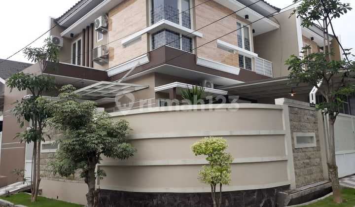 Rumah Bagus 2 Lantai Dekat Kampus Its dan Unair Plus Furnish Baru