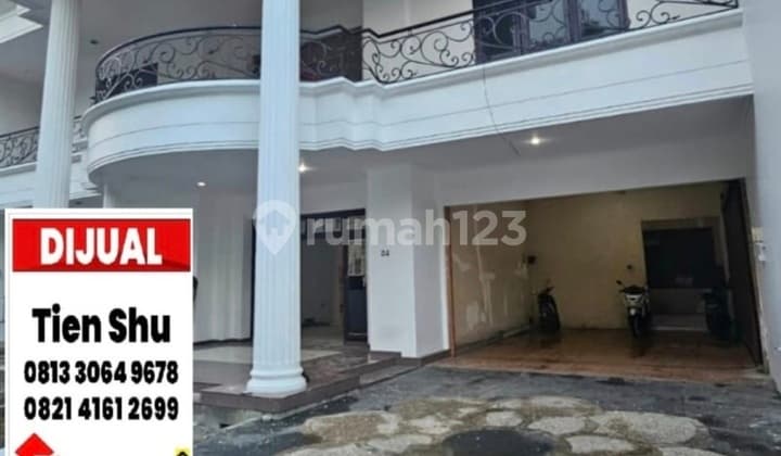 Rumah Mewah 2 Lantai Di Ketintang Baru Dekat Royal Plaza Dan Unesa