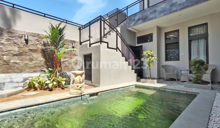 Modern 4-Bedroom Villa Padang Galak Sanur (JSNR85A)