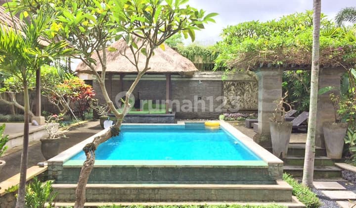 Villa Dekat Pusat Ubud Bali Agjubd100