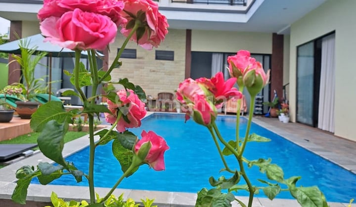2 Unit Villa Nusa Dua Bali (DYJNUD78)