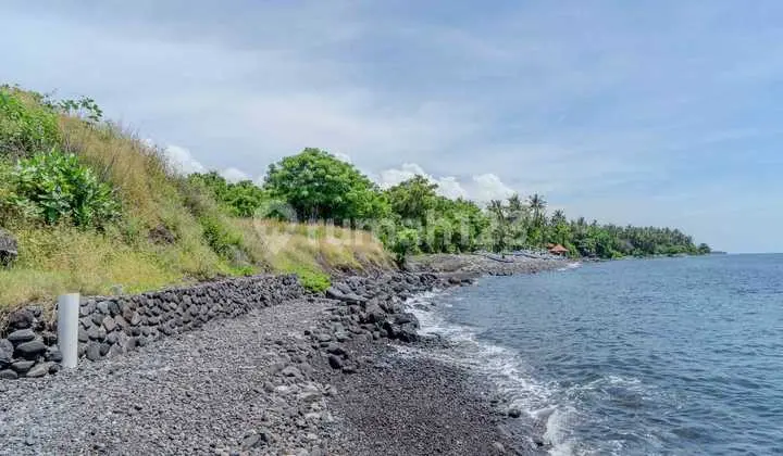 Tanah Depan Pantai Kubu Tulamben Bali (Hrtkrg187)