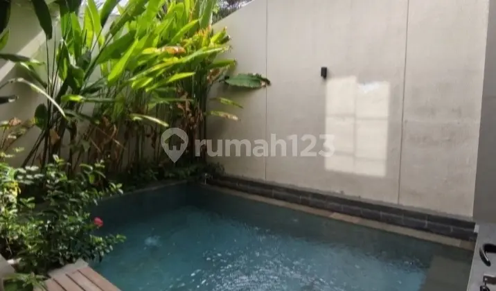 Modern Villa Nusa Dua Taman Mumbul (Stjnud68)