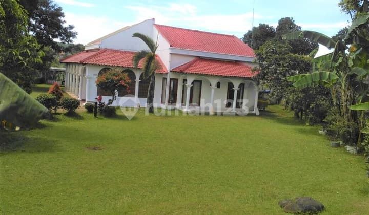 Harga Miring Villa di Cisarua, dekat Hotel Grand USSU