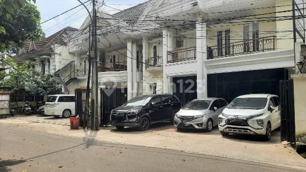 Harga Njop, Rumah Kantor Dgn Kos2an Menguntungkan Di Area Radio, Jaksel.