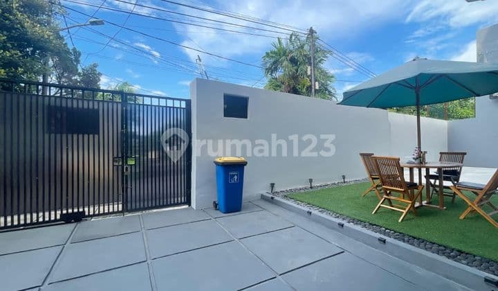 Harga Miring, Hitung Tanah, Rumah Lama LT: ~500M2, di Area Veteran,, Jakarta Selatan