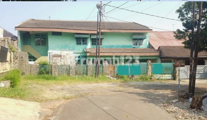 Harga NJOP, Rumah Lama, Luas Tanah 424 m2, Cocok utk Bangun Hunian baru di Petukangan, Jakarta Selatan