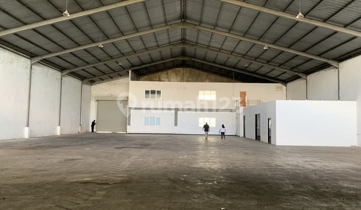 Pabrik Di Jl. Sungkai Kawasan Industri Lippo Cikarang. Bangunan 1.200. Cicau, Cikarang Pusat, Bekasi, Jawa Barat, Indonesia, 17530, Lippo Cikarang