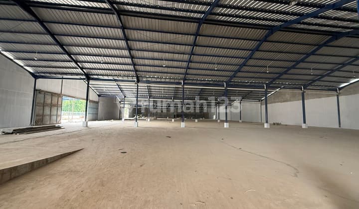 Gudang 4.701 M2, Listrik 16.500 Watt PLN, Kawasan Industri Mm2100; Dekat Akses Toll Cibitung-Cimanggis; Toll Cikarang-Cikampek