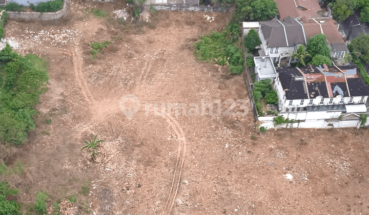 Land in Kebayoran Baru Near Essence Darmawangsa Apartment