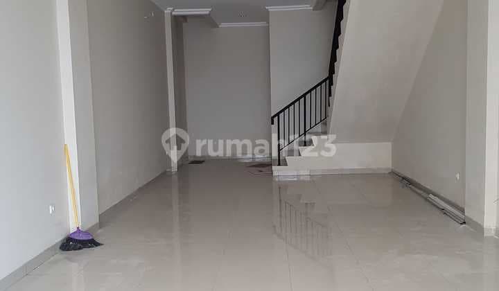 Rukan Cbd Glc Greenlake City Hadap Dalam