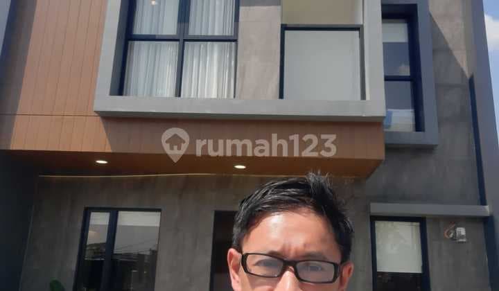 Rumah 2 lantai Gaya Jepang di Sawangan Tahan Gempa, DP 0% All In!