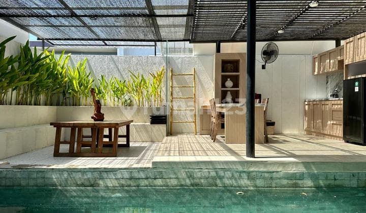 Ocean View Villa In Spring Leaf Residence Mumbul Nusa Dua