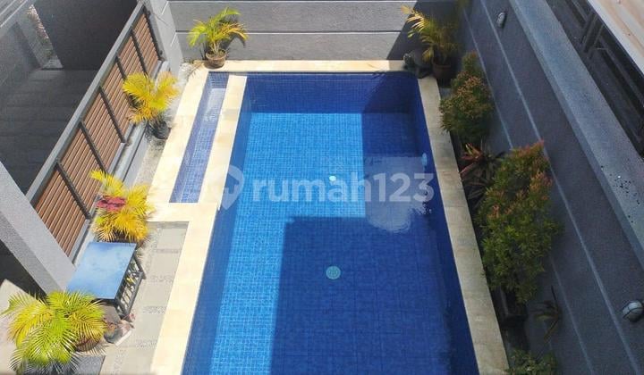 Vila One Sengigi Lombok