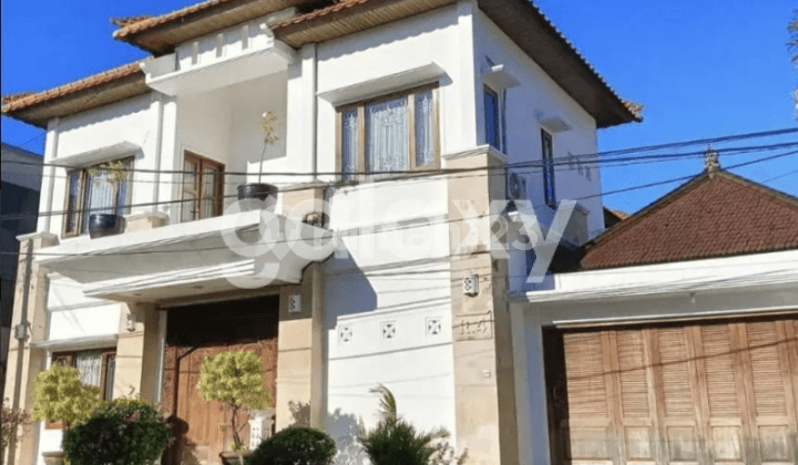 Villa Homey 2 Floors in Perum Bypass Garden Danau Tempe Sanur Denpasar, Bali