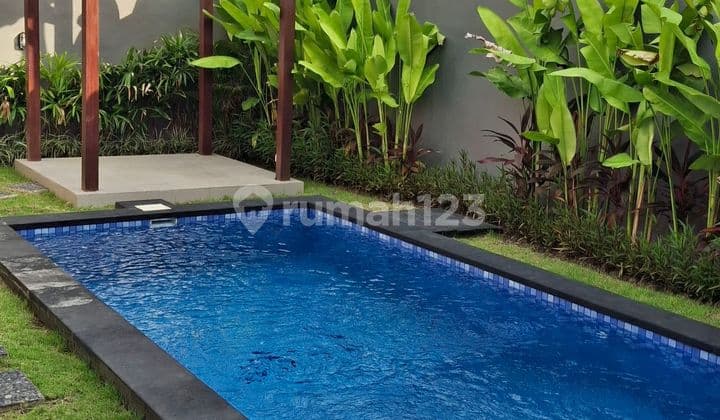 Villa Modern 2 Bedrooms Seminyak Dekat Sunset Road