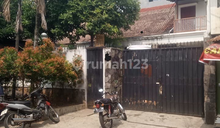 Rumah Kostan Di Scbd Kebayoran Baru