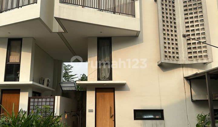 Rumah Kontrakan 3 Lantai, Fully Furnished, Dekat Tol, Bintaro X-Change Tangerang