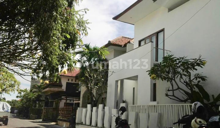 Beautiful modern minimalist house Graha Renon Puputan Renon Denpasar Bali