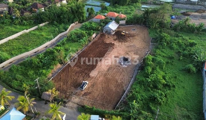 Tanah Zona Pariwisata Jalan Kaki Ke Pantai Keramas Gianyar Bali.