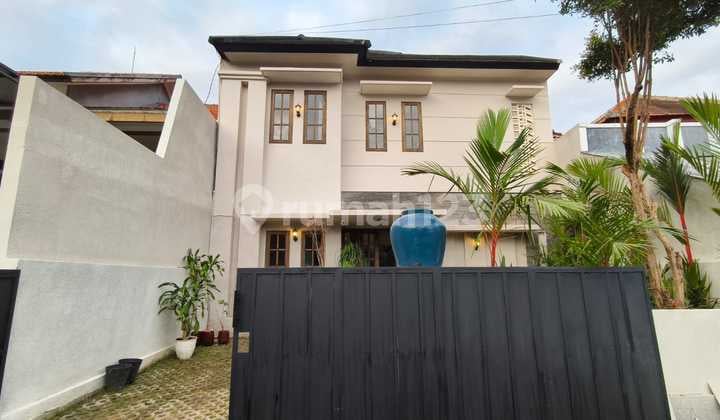 Beautiful Modern Minimalist Garden House in Jimbaran Bali