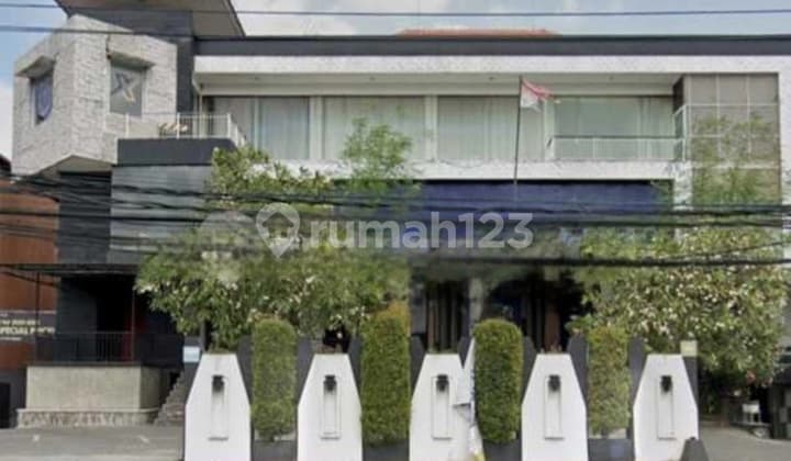 Gedung Komersil 4 Lantai Teuku Umar Barat Denpasar Bali