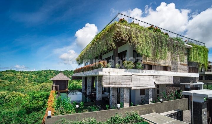 Beautiful Strategic Villa Ocean View Pecatu Bali