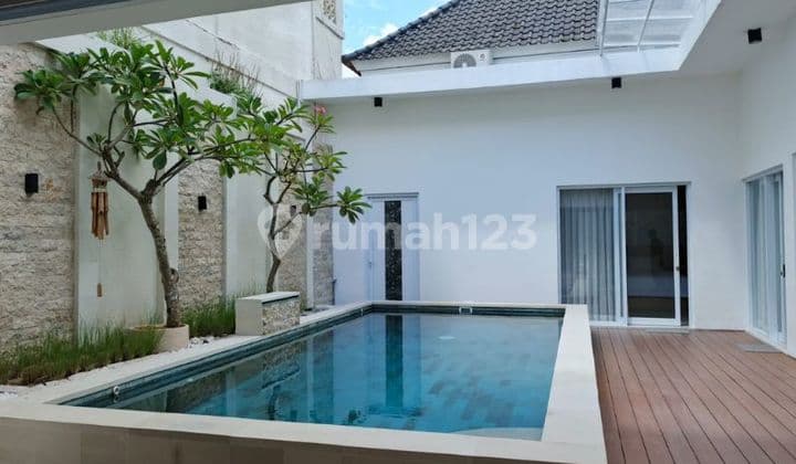 Villa Cantik Modern Tropis Kertapetasikan Sanur Bali