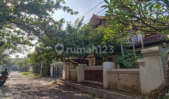 Tanah Strategis Premium Bonus Bangunan Rumah Pemuda Renon Denpasar Bali