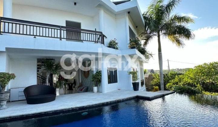 Villa Cantik di Palapa Dharmawangsa Kampial Nusa Dua Badung, Bali