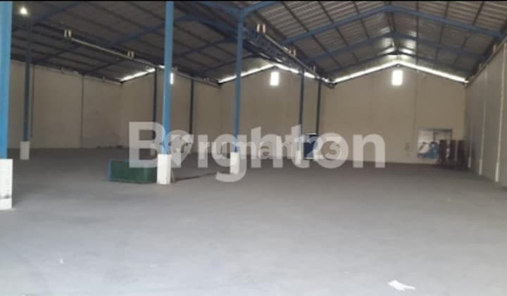 Jumbo Warehouse Zero Front Road & Front Toll Exit