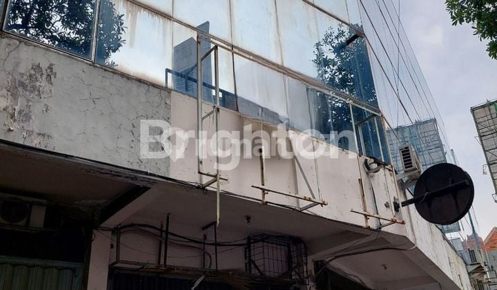 Bubutan 4.5-Story Shophouse Bubutan 4.5-Story Shophouse