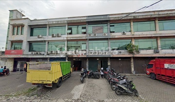RAJAWALI STREET SHOPHOUSE, DOWNTOWN SURABAYA