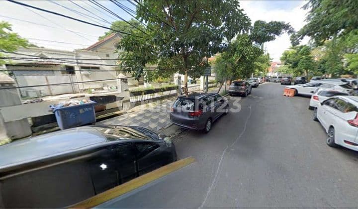 RUMAH STRATEGIS TAMAN BUNGKUL - RAYA DARMO, SURABAYA PUSAT