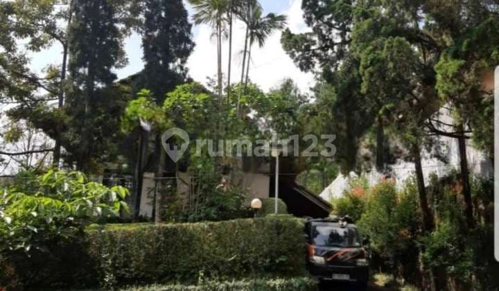 Rumah Villa Grand Trawas Mojokerto