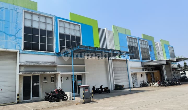 For Rent Quickly Strategic Warehouse in Daan Mogot Sedayu Bizzpark Jakarta