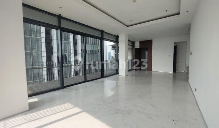 Sky Living At Its Best! Unit 3Br Semi-Furnished High Floor & Unblocked View