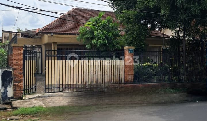 Rumah Luas Dan Bagus Cipinang Kebembem